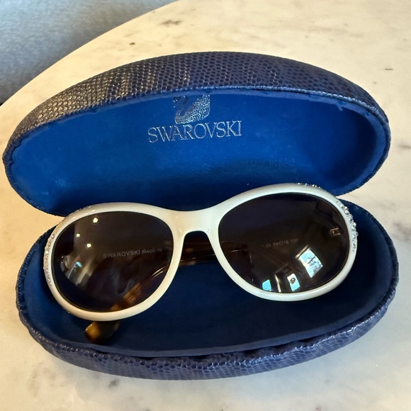 RARE Vintage Swarovski sunglasses✨ - Picture 2 of 15